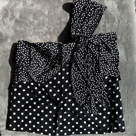 HP 🤩 J•Crew silk one shoulder top - Picture 2 of 10